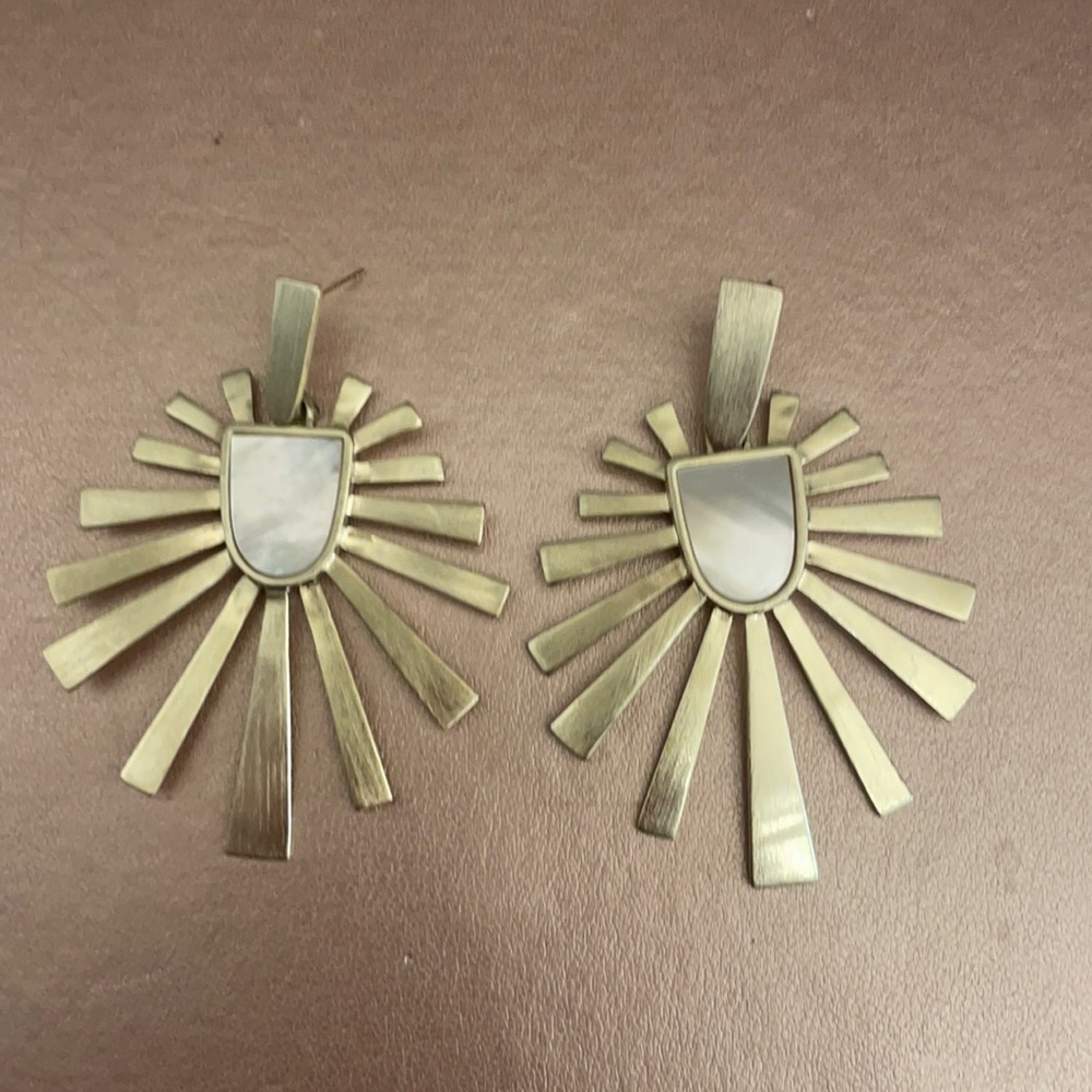 Kendra Scott Gold Cambria statement earrings